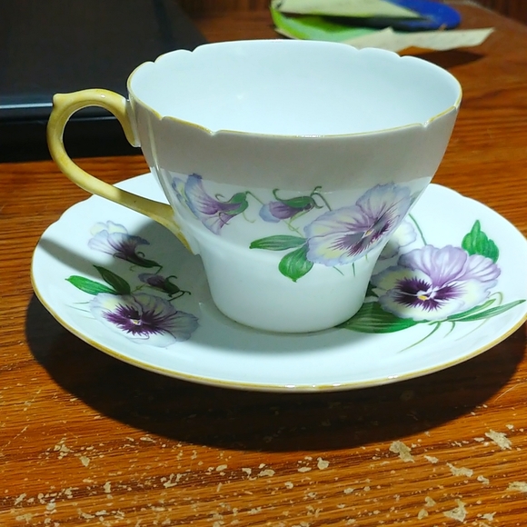1950's antique pansy Shelley cup and saucer. - Picture 1 of 6